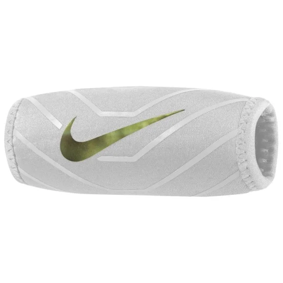 Nike Kinnschutz 3.0