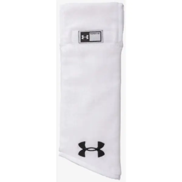 Serviette de football Under Armour blanche