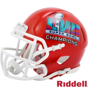 Jefes de Kansas City Campeones del Super Bowl 57 Mini casco Lado Izquierdo